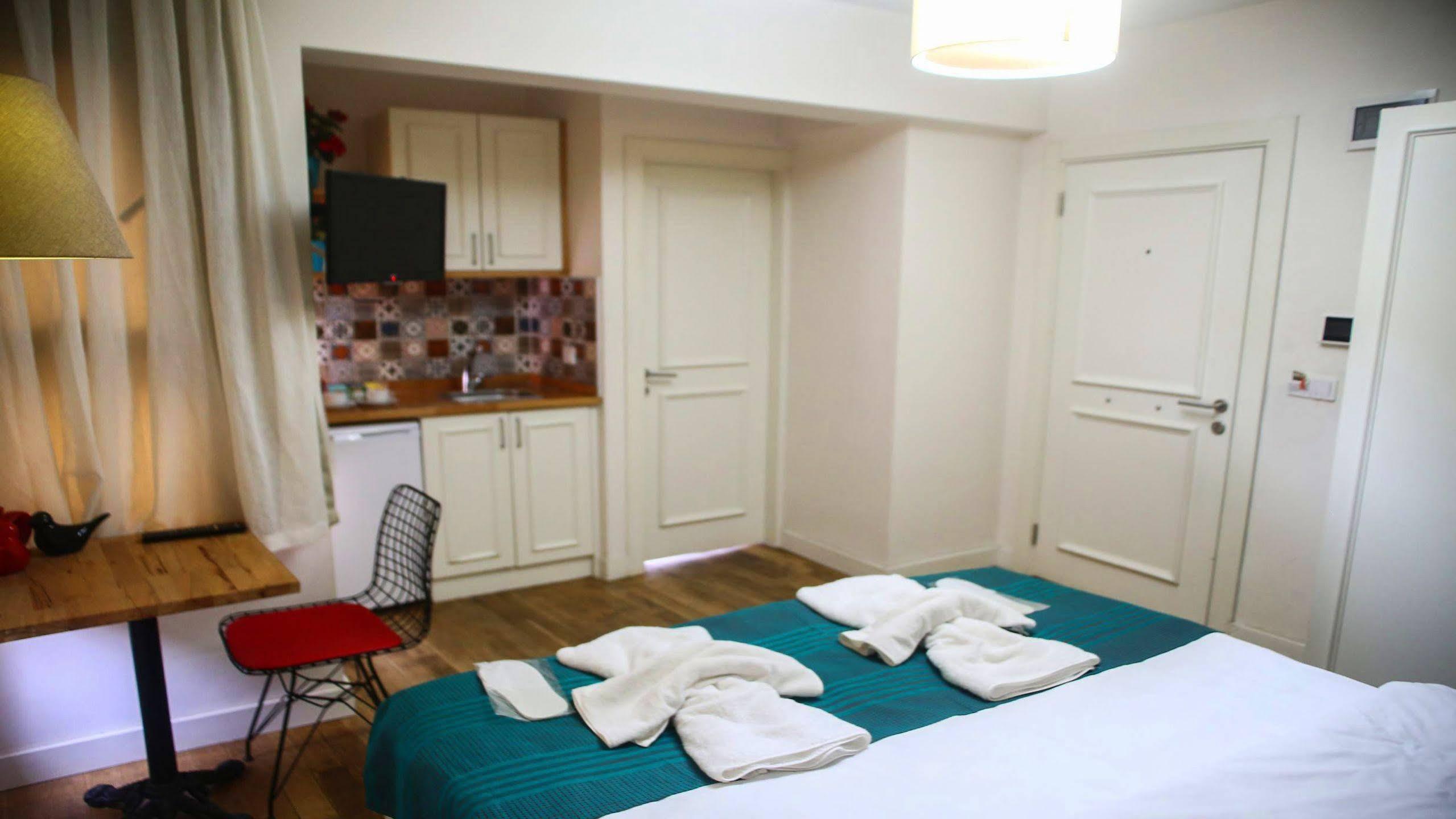 Neva Flats Taksim Hotel Istanbul Exterior photo
